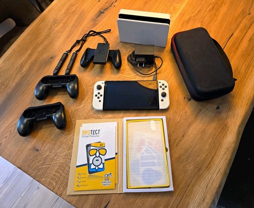 Nintendo switch modello oled - nintendo,