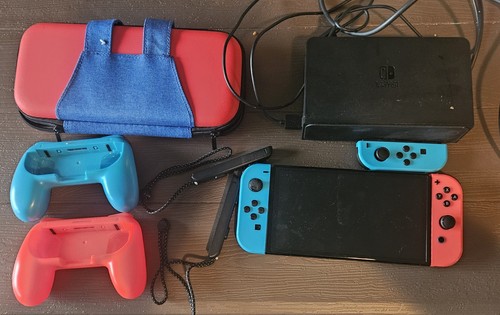 Nintendo switch modello - nintendo,