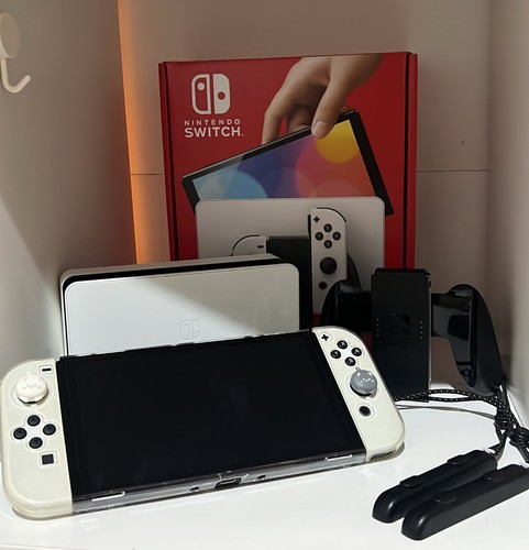 Nintendo switch oled - nintendo, modello