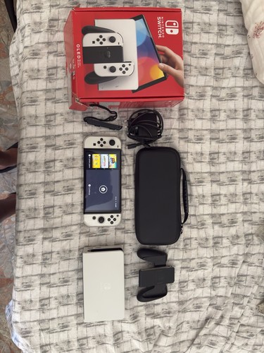 Nintendo switch oled console - nintendo,
