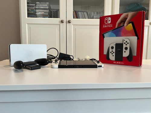 Nintendo switch oled - nintendo,