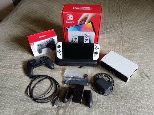 Nintendo switch modello oled - nintendo,